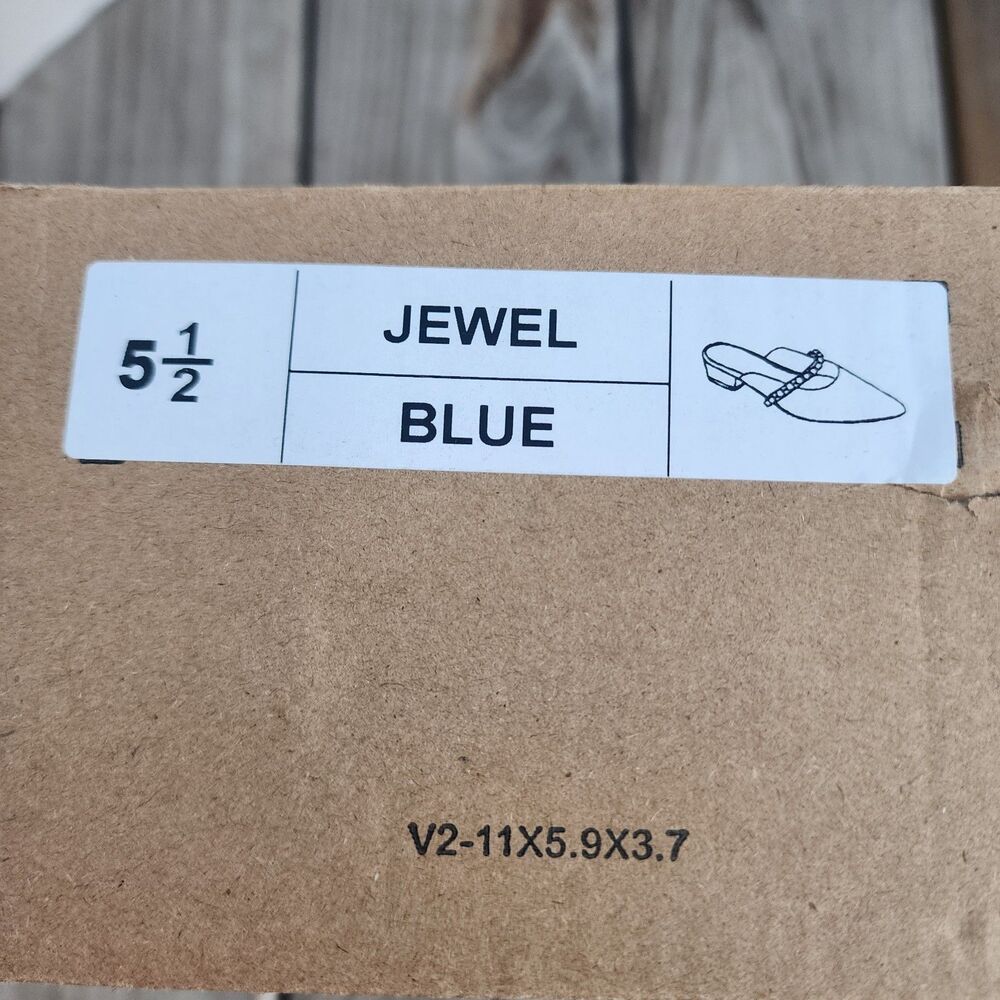 New In Box Journee Collection Light Blue Velor Embellished Jewelled Mules Sz 5.5 - Picture 8 of 16